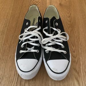 Converse platform shoes